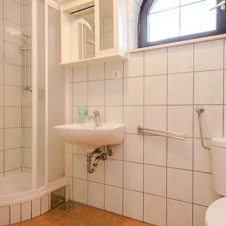 Lägenhet Iovo - Family One Bedroom With Terrace A1 *